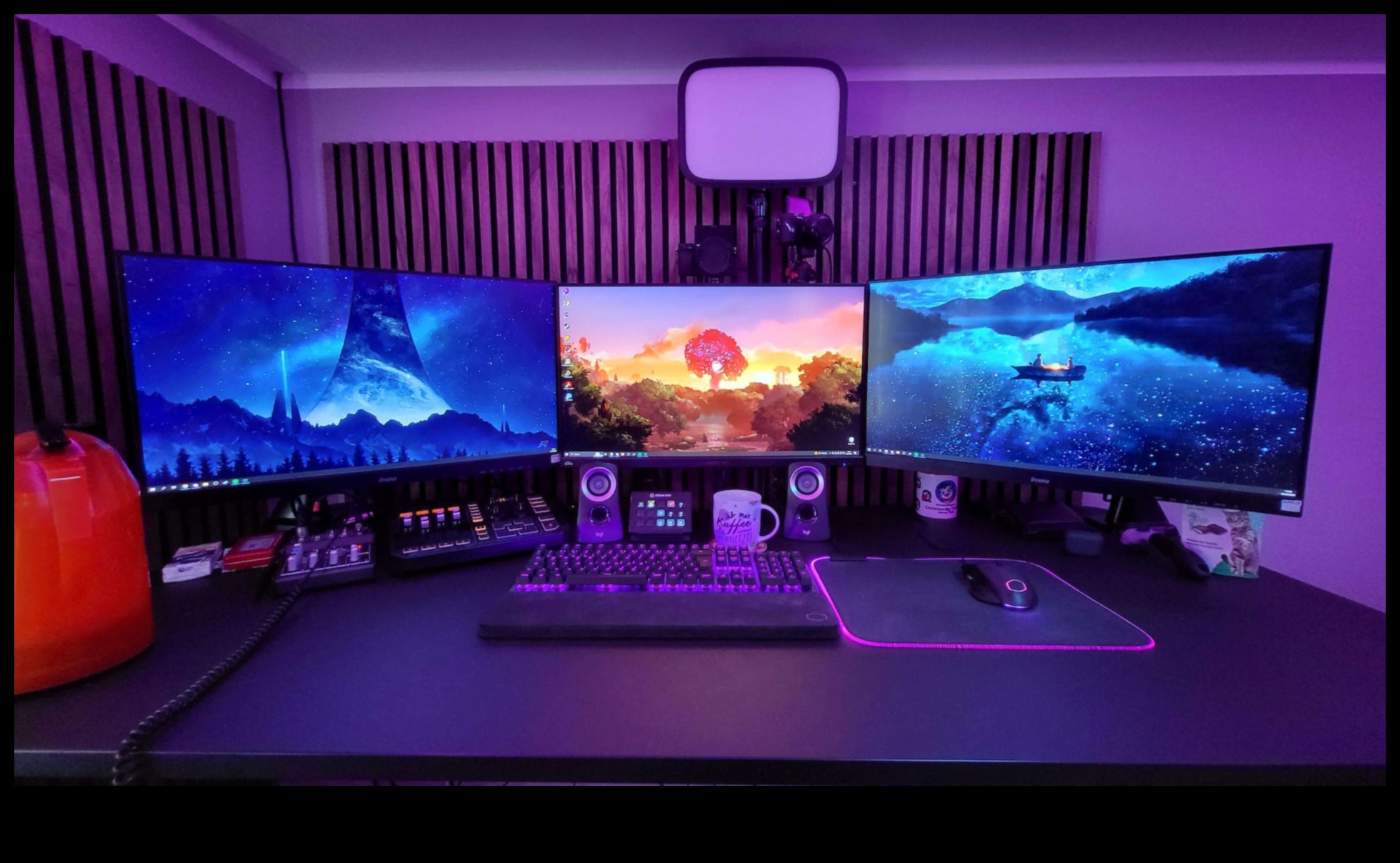 צגים אלגנטיים ומסוגננים שמעלים את מערך המשחקים שלך 1 אלגנטי ומסוגנן: מסכים שמעלים את מערך המשחקים שלך